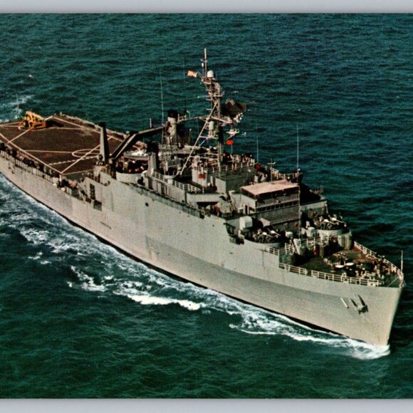 Postcard  Unposted Warships [Assorted] Lot of 8 Historic Collection #1174 - Picture 9 of 16